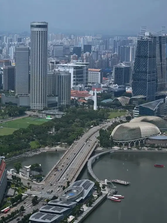 Singapore 2026 GDP Growth Forecast Upgraded to 5% Driven by AI Tech Boom